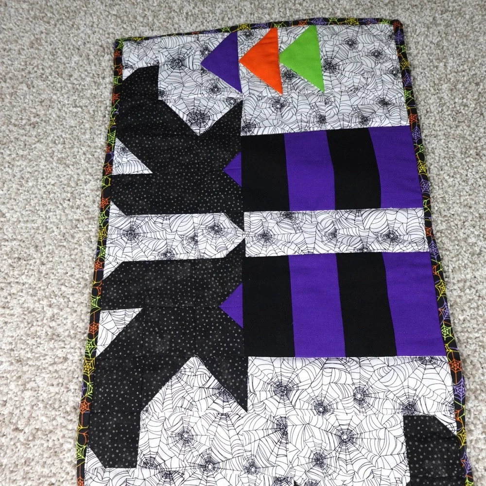 Handmade Halloween‎ Quilted Table Runner Spiderweb Patchwork Orange Green 51x13